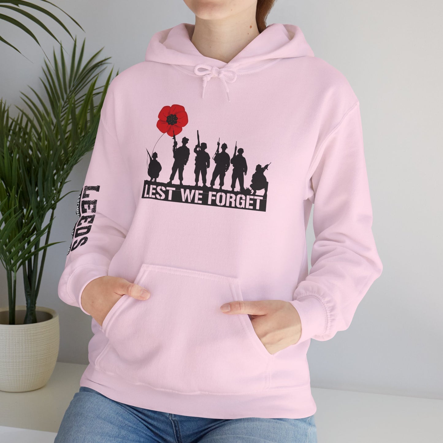 LUFC Global Spirit Hoodie Heavy Blend™ Unisex