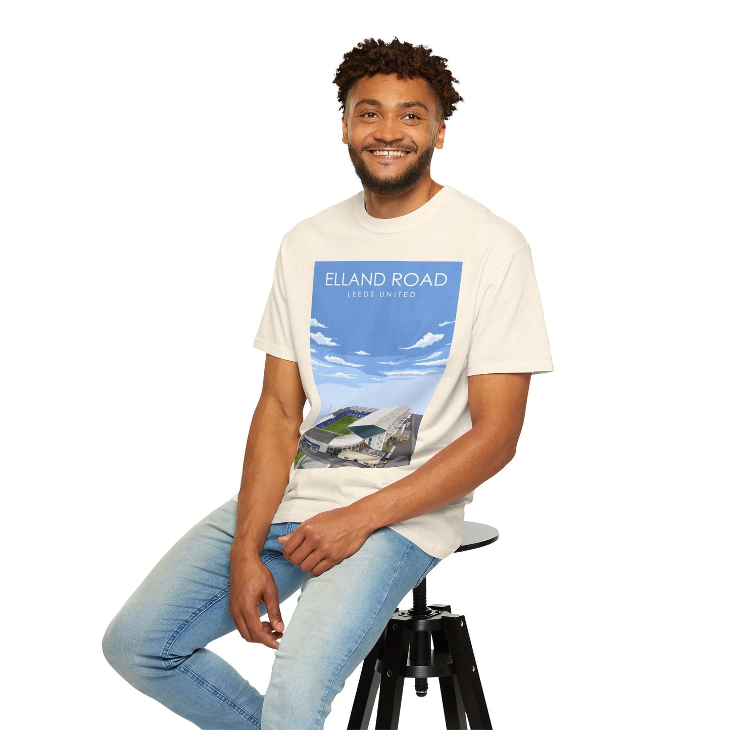 LUFC News Graphic Tee | Garment-Dyed Unisex T-Shirt