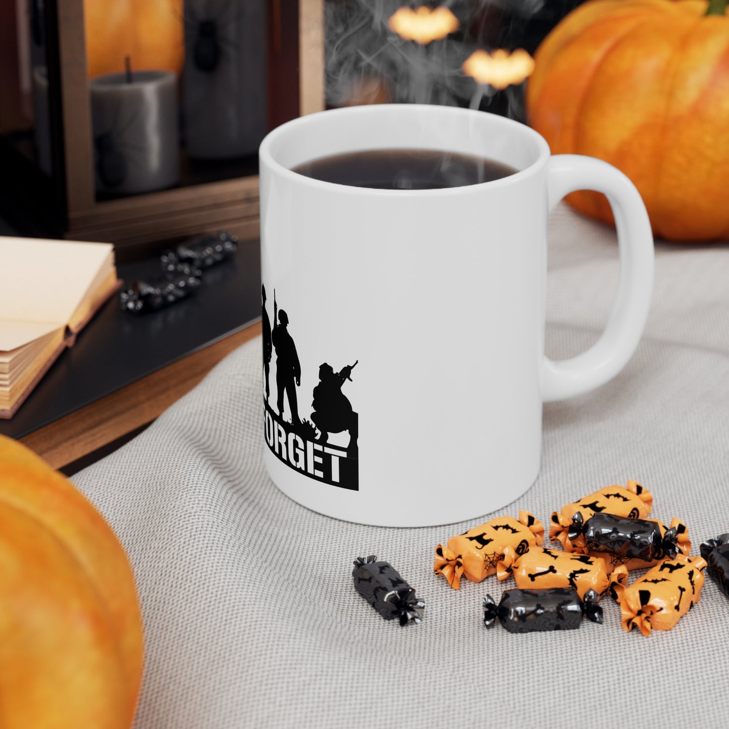 LUFC “Lest We Forget” Soldier Tribute  Beer Mug