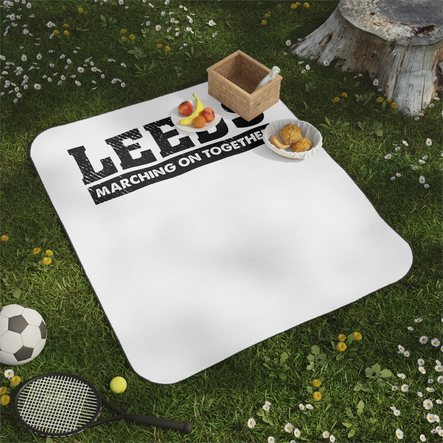 LUFC “Marching On Together” Picnic  Blanket: Iconic Leeds United Logo