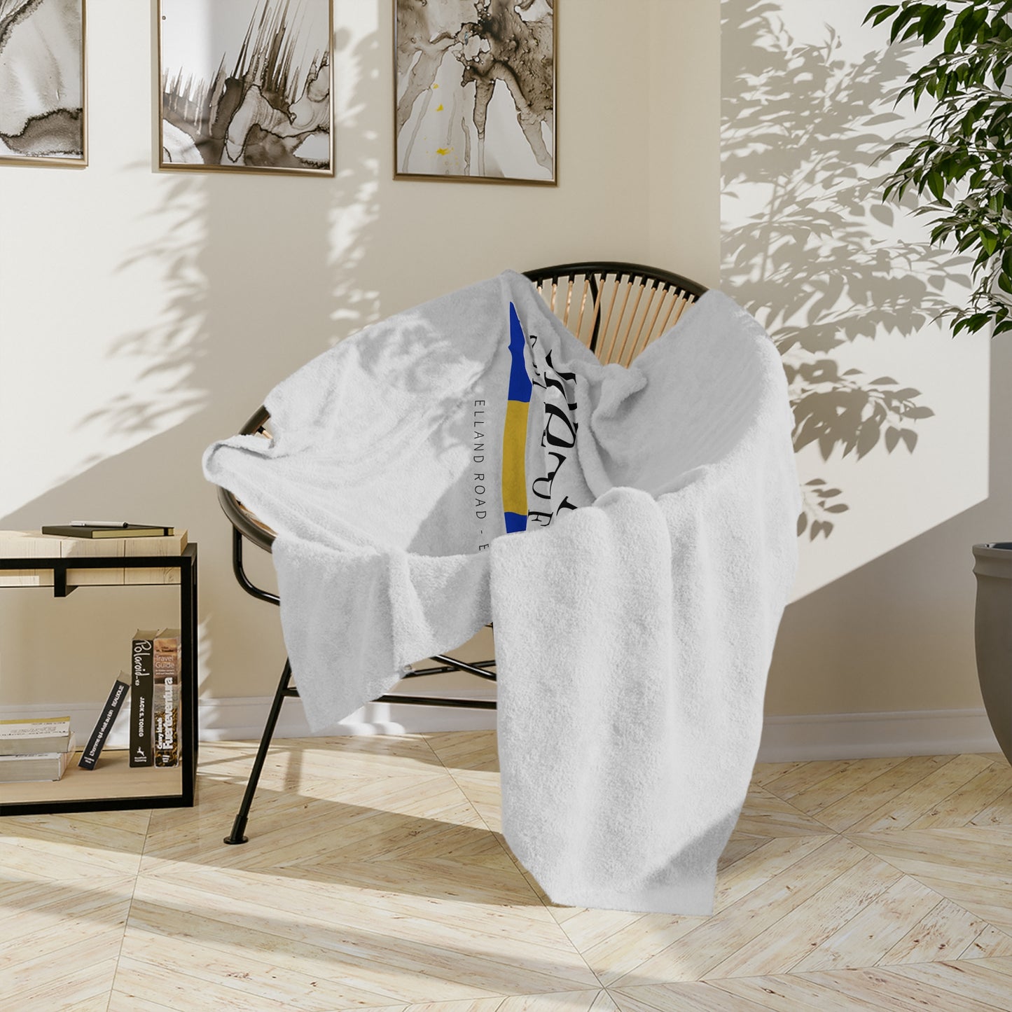 20 LUFC Christmas Velveteen Sports Blanket “ALL LEEDS AREN’T WE” Christmas Edition - Lufcnews.co.uk