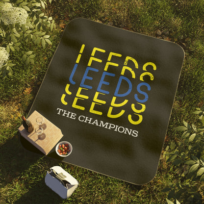LUFC “Leeds The Champions” Picnic  Blanket: Vibrant Fan Design