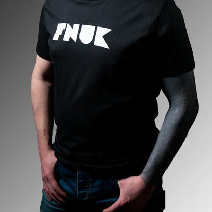 Camiseta con Logo FNUK para Hombre en Blanco y Negro