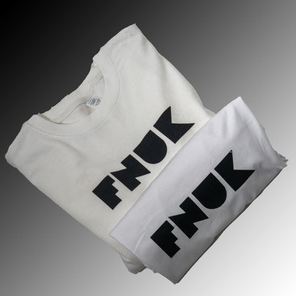 Camiseta con Logo FNUK para Hombre en Blanco y Negro